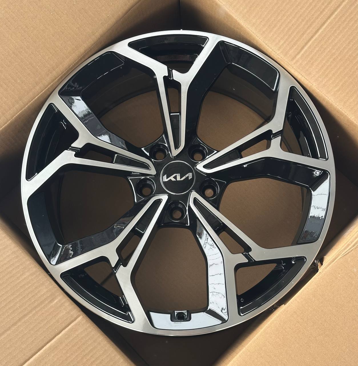 BK 5963 R18