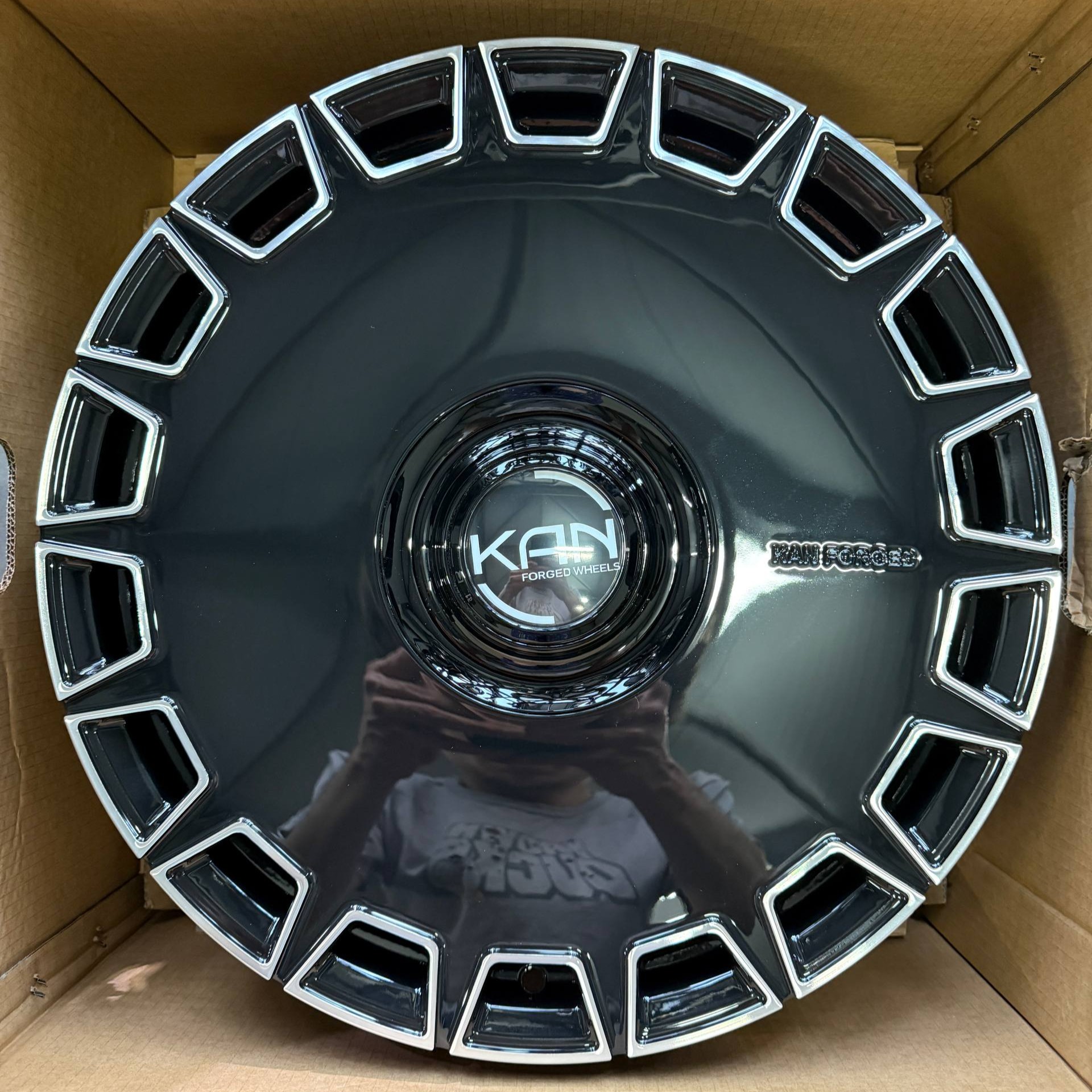 KAN KF105