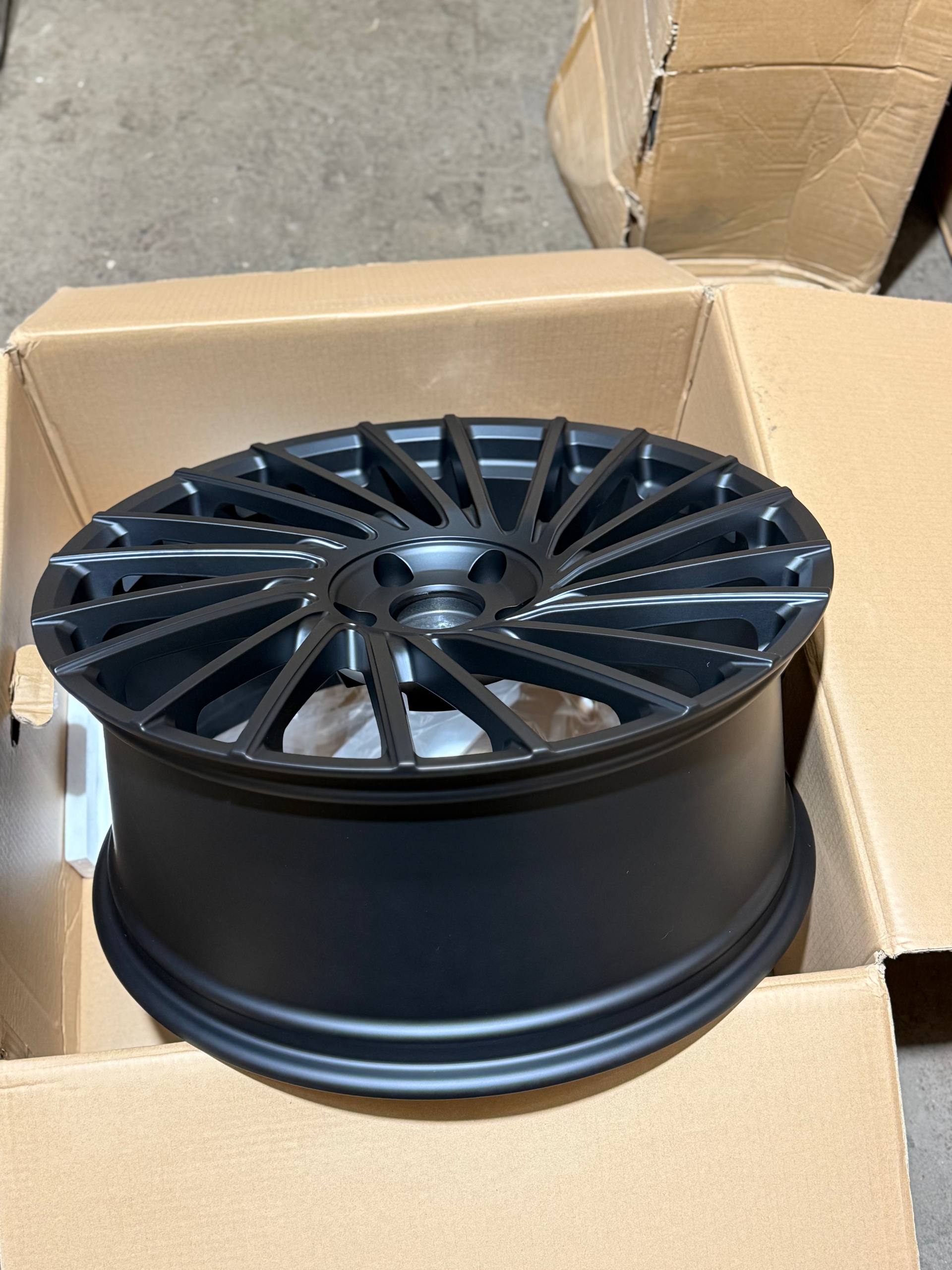 AY Forged 739