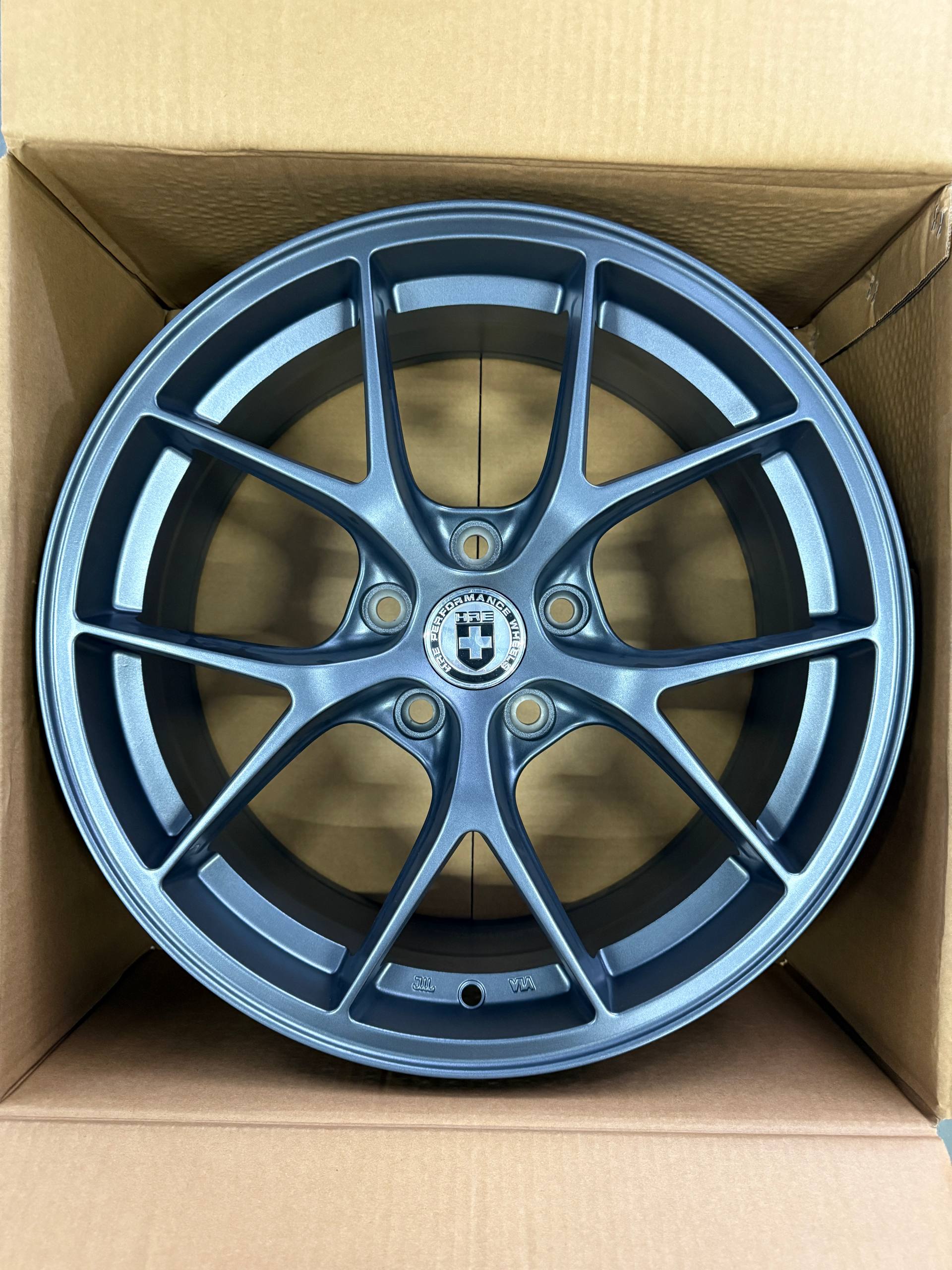 FF F125