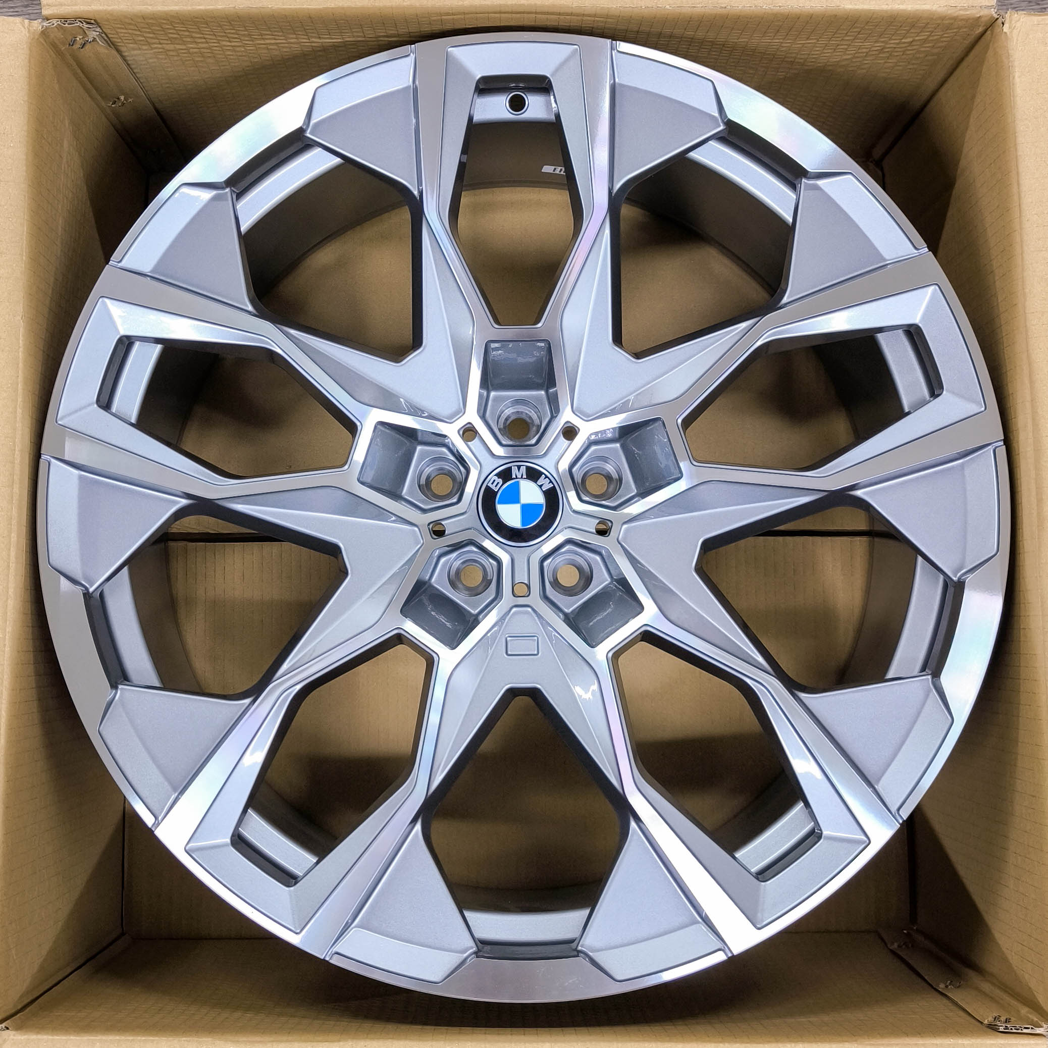 AY 5592