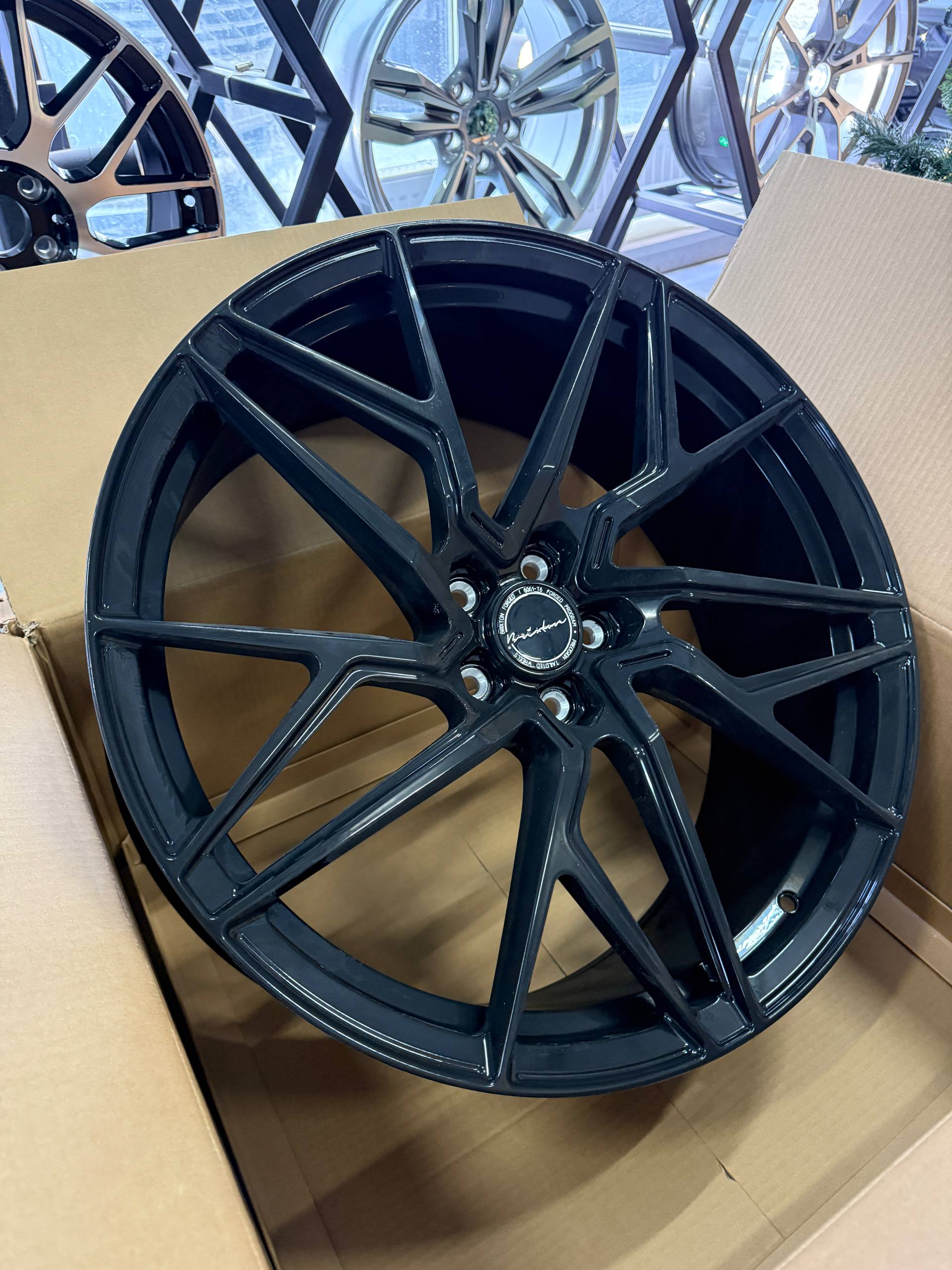 SST FORGED 2084