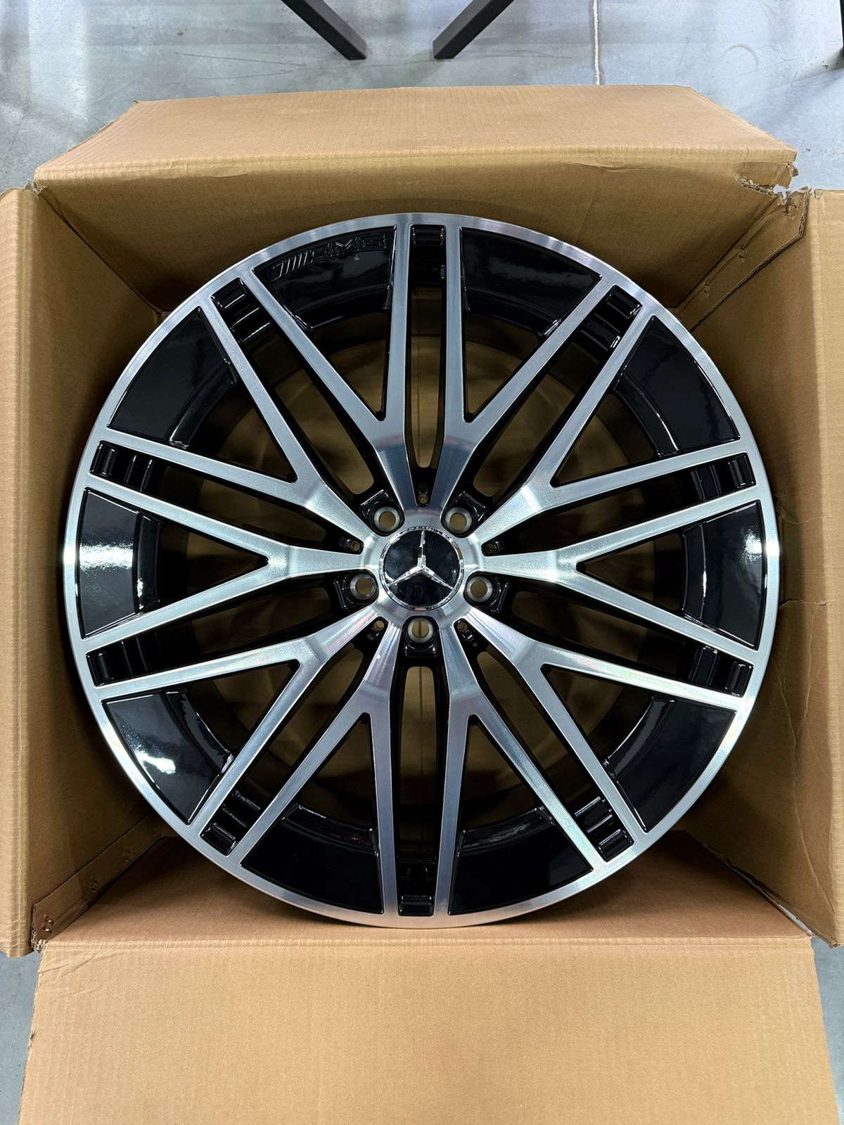LE XC0006