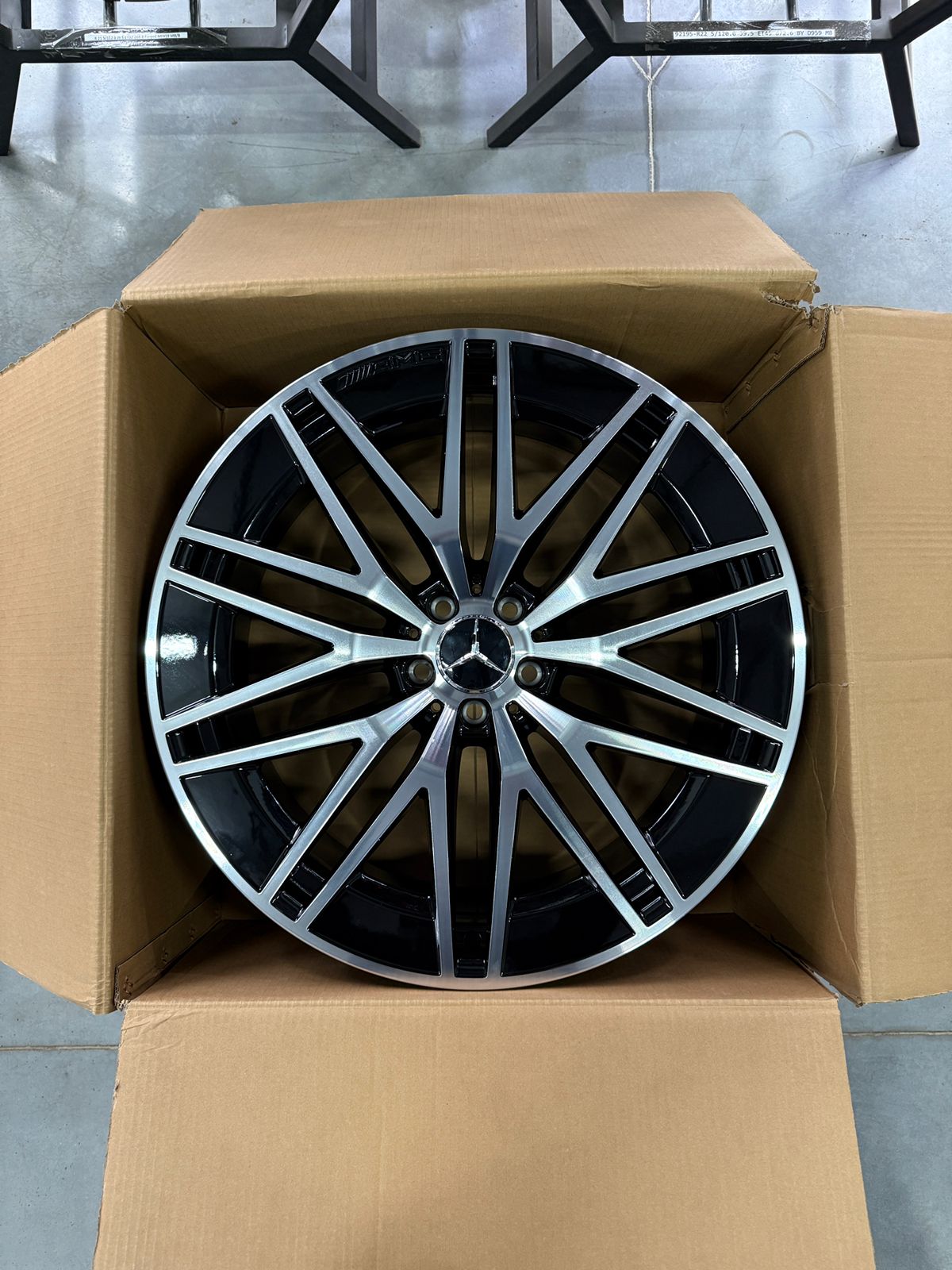 LE XC0006