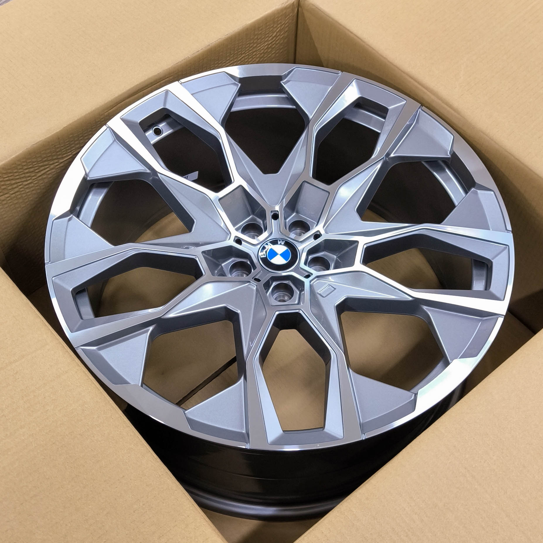 AY 5592
