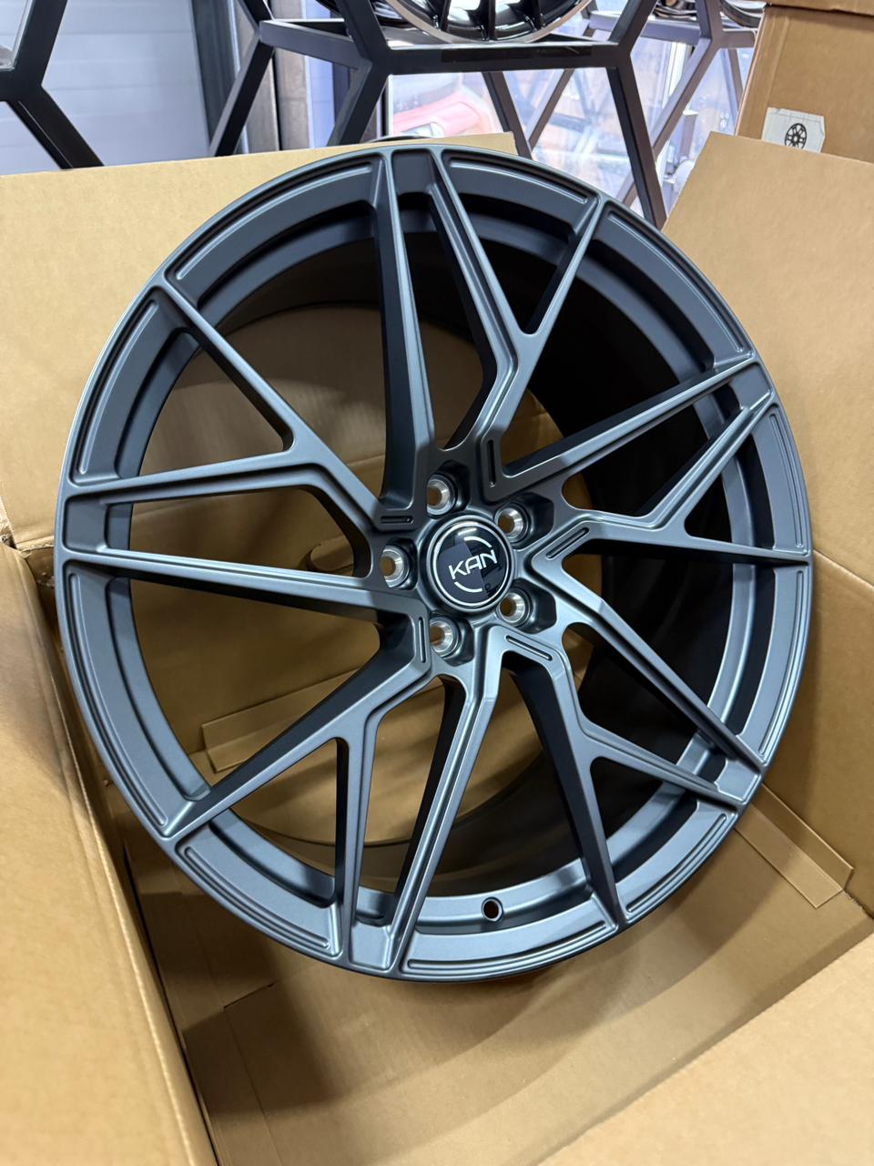 SST FORGED 2084
